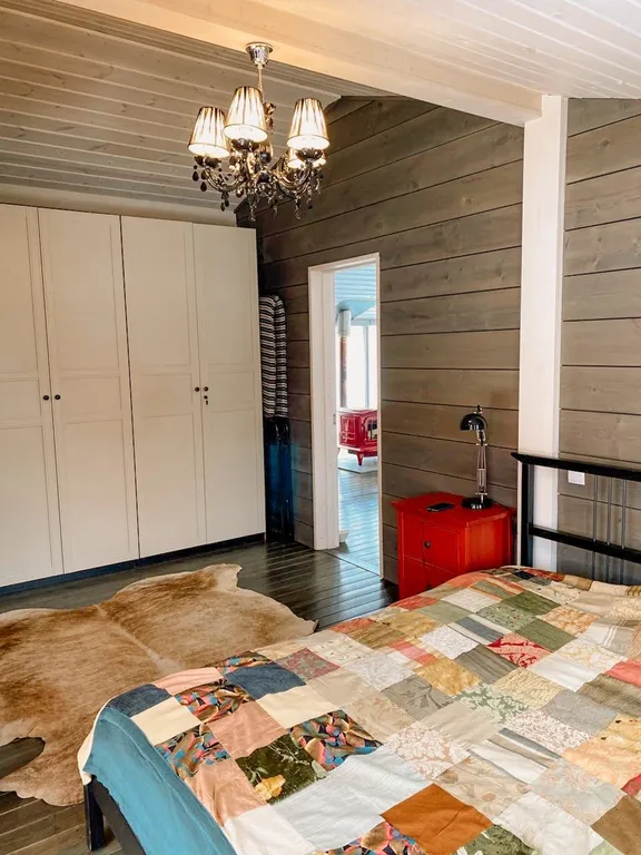 Дом носорога с камином