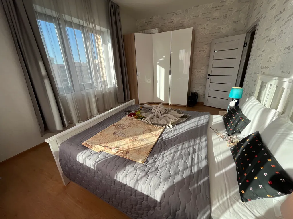 Уютная видовая двушка рядом с метро