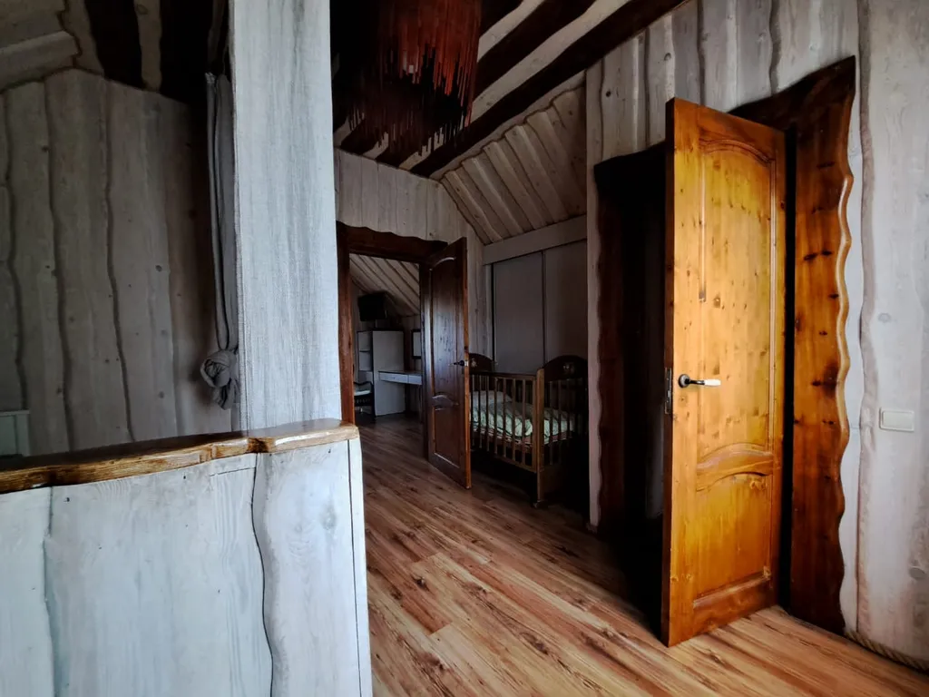 Коттедж на берегу озера