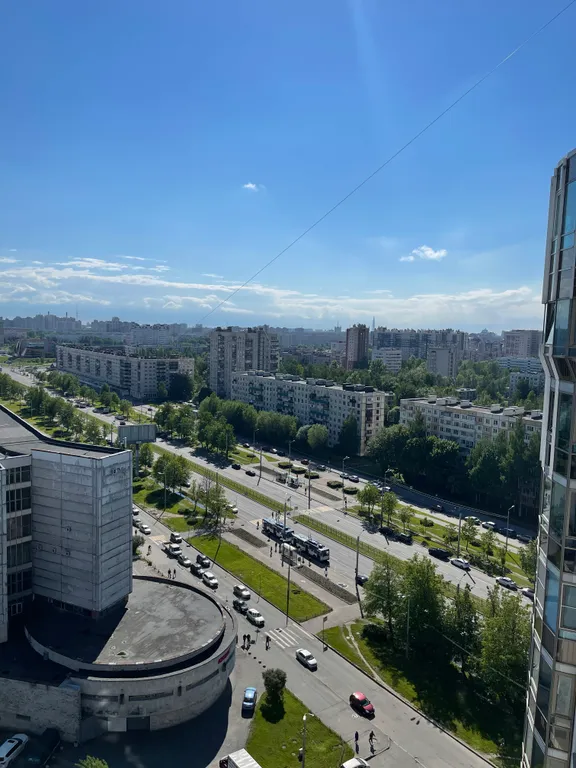 Видовая просторная евро двушка прямо у метро