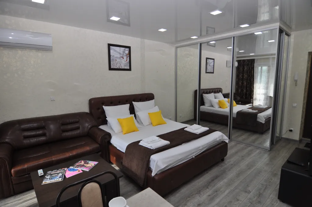 Квартира Уютная студия в центре с парковкой — Курск