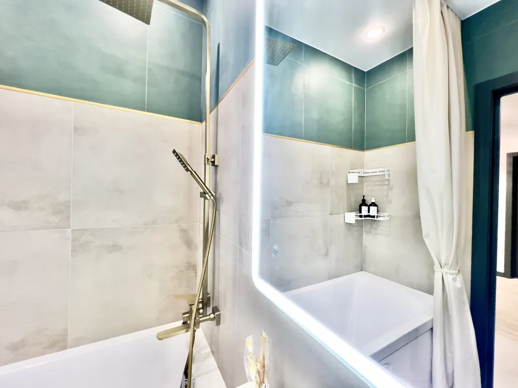 Апартаменты на Тюменском Арбате с видом на Бульвар Дзержинского