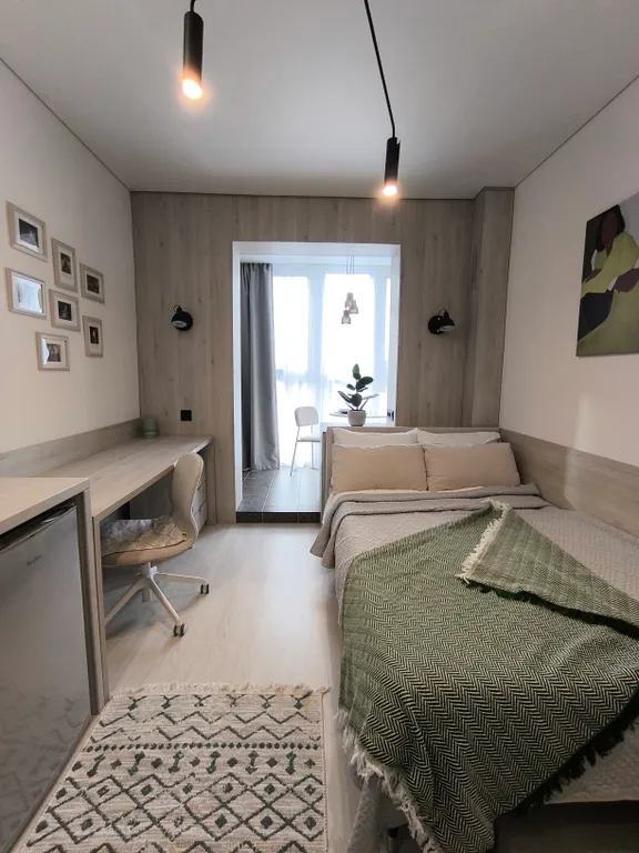 Солнечная студия для двоих рядом с парком