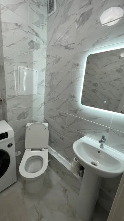 Новая чистая квартира студия