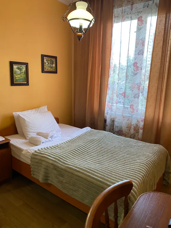 Комната — аренда посуточно в Санкт-Петербург
