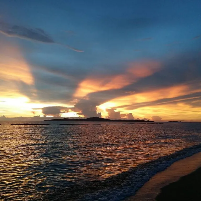 Апартаменты с 1 спальней и гостиной фронтальный вид на море