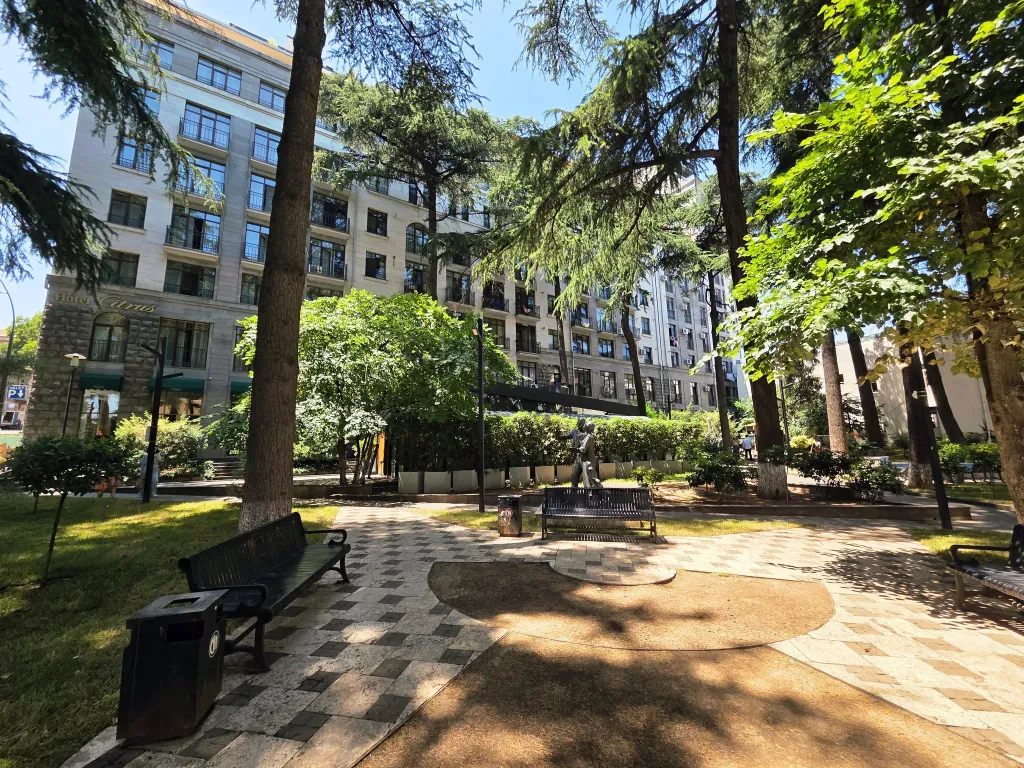 Комфортная квартира в старом Тбилиси