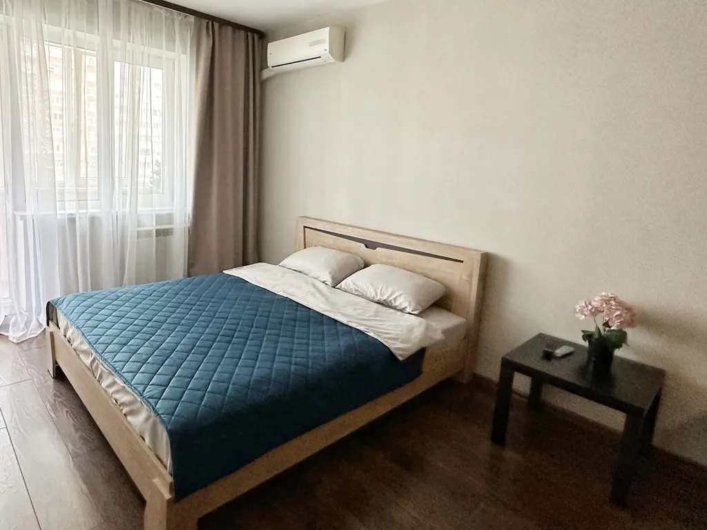 Двухкомнатная квартира в 10 минутах пешком от набережной