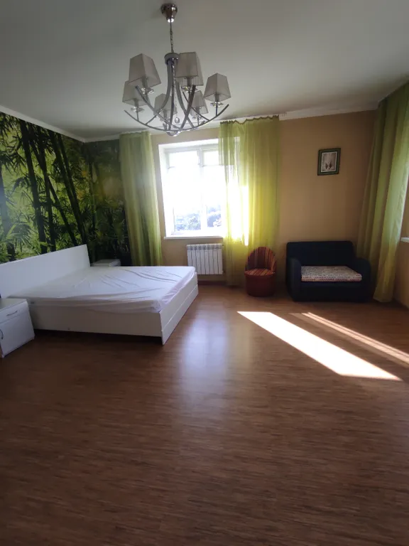 Просторная 2-комнатная квартира в центре рядом с морем