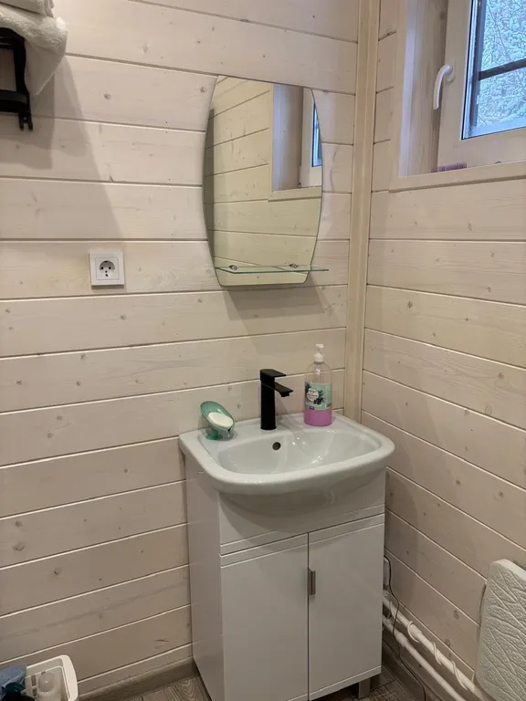 Домик для отдыха в лесу