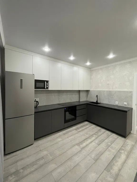 Стильная квартира с красивым видом на город