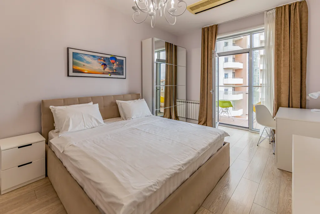 Двухкомнатные апартаменты на первой линии