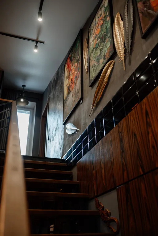 Атмосферная двухуровневая квартира с видом на Петропавловский парк