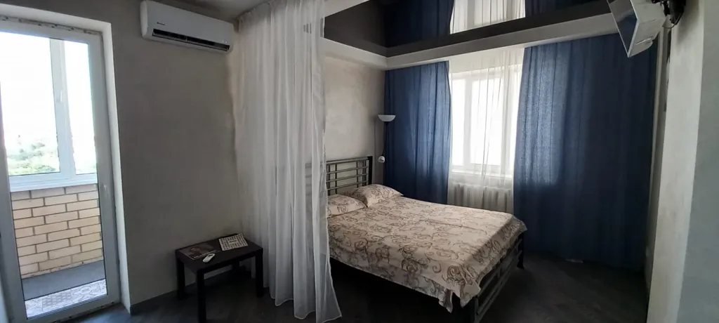 Большая однокомнатная квартира в центре города