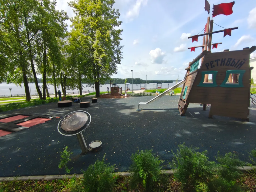 Квартира на берегу Волги, рядом с центром города