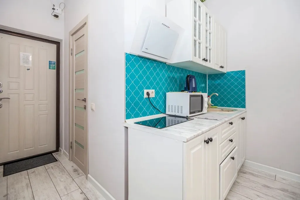 Квартира Квартира Студия у моря с теплым бассейном — Сириус