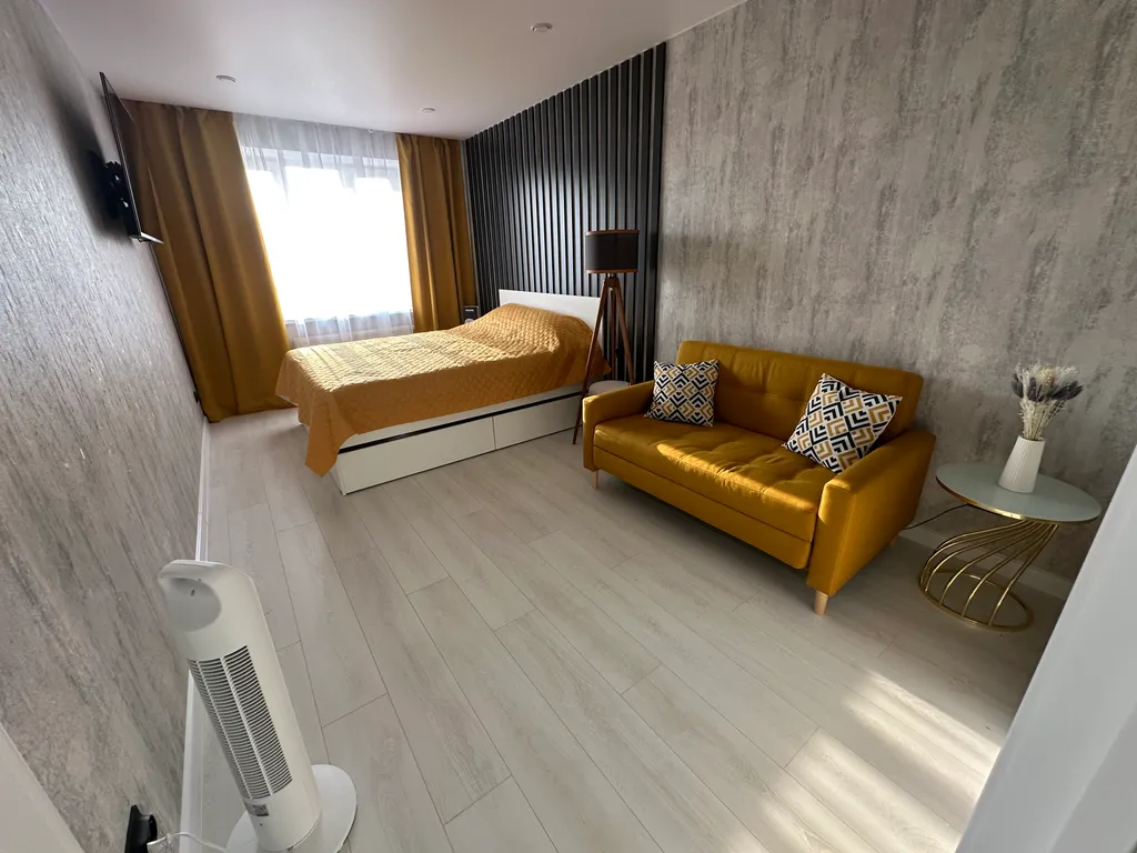 Уютная, светлая квартира c прекрасным видом на Неву