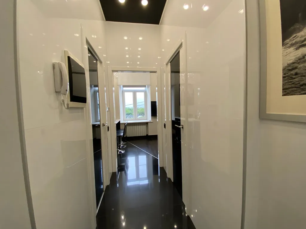 Дизайнерская квартира в центре с видом на храм