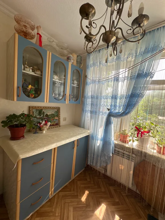 Комната в квартире с проживанием хозяйки в центре города