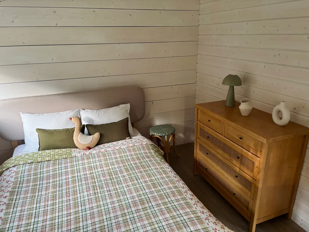 Стильный домик в лесу рядом с Икшинским водохранилищем