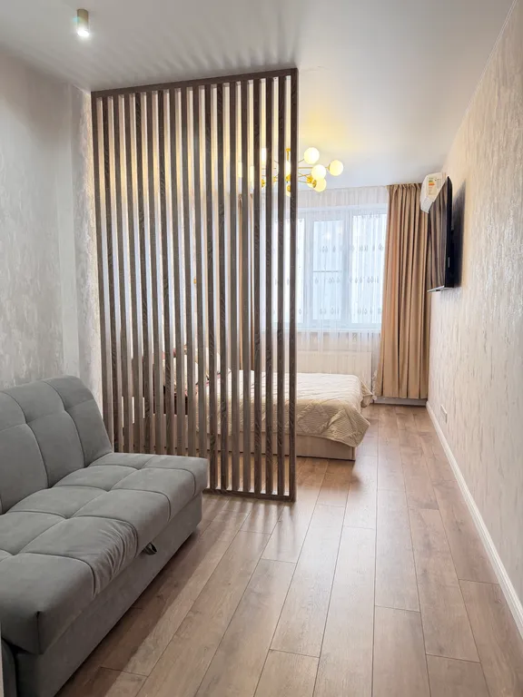 Новая однокомнатная современная квартира с видимо на город и реку — аренда посуточно в Батайск