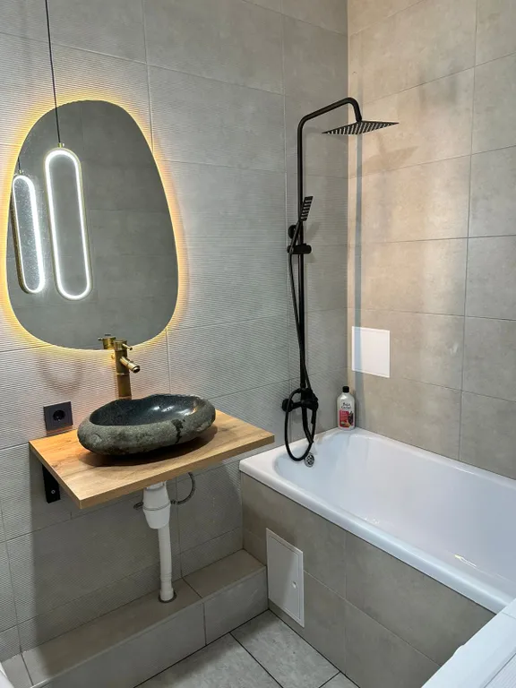 Просторная двухкомнатная квартира в новом доме