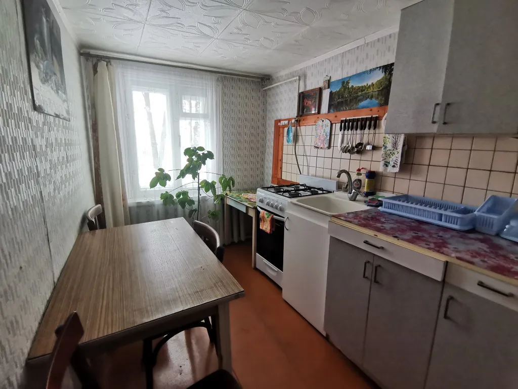 Под Покровом