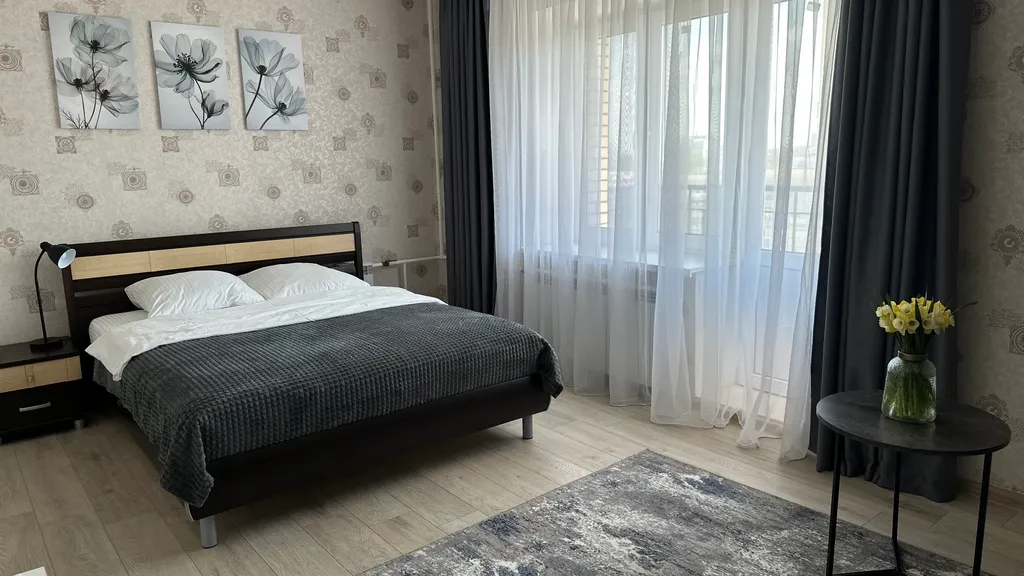 Отличная видовая квартира в центре города