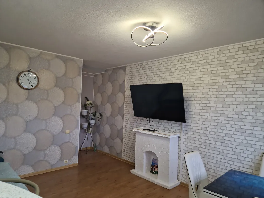 Центр города, ЦУМ, гостиница Ахтуба, Воинская часть 15 минут на машине