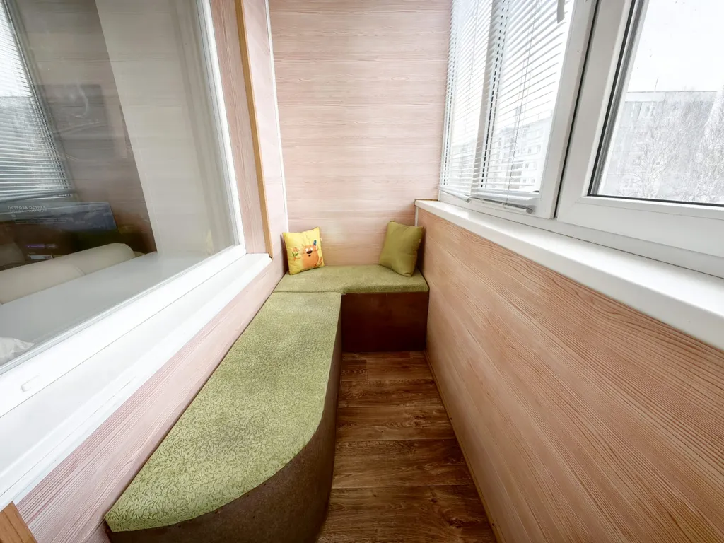 2-к квартира с прекрасным расположением: центр и 5 минут до озера