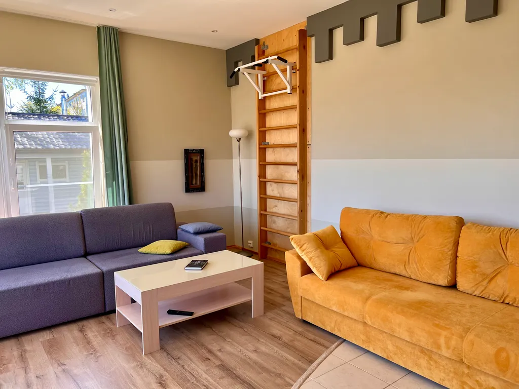 Апартамент в частном жилом доме возле парка Монрепо