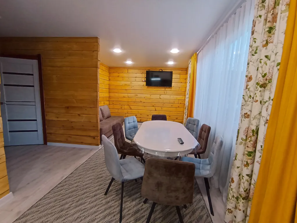 Комфортабельный просторный, кедровый коттедж на Усадьбе у костра