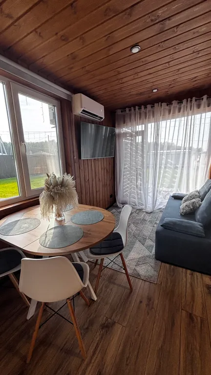 Домик на холме