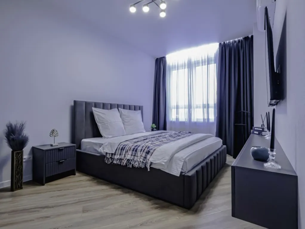 Стильная 1-комнатная квартира — аренда посуточно в Астрахань