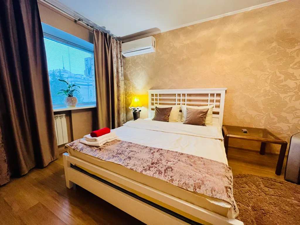 Квартира 1-комнатный люкс на площади Ленина — аренда посуточно в Орёл