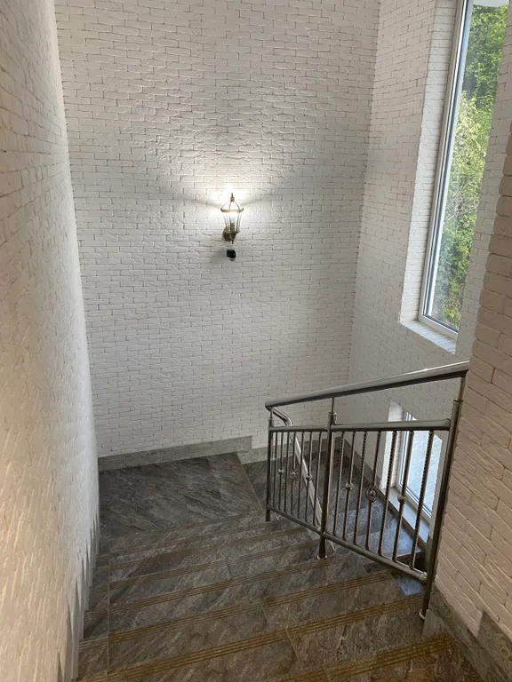 6-комнатный Дом