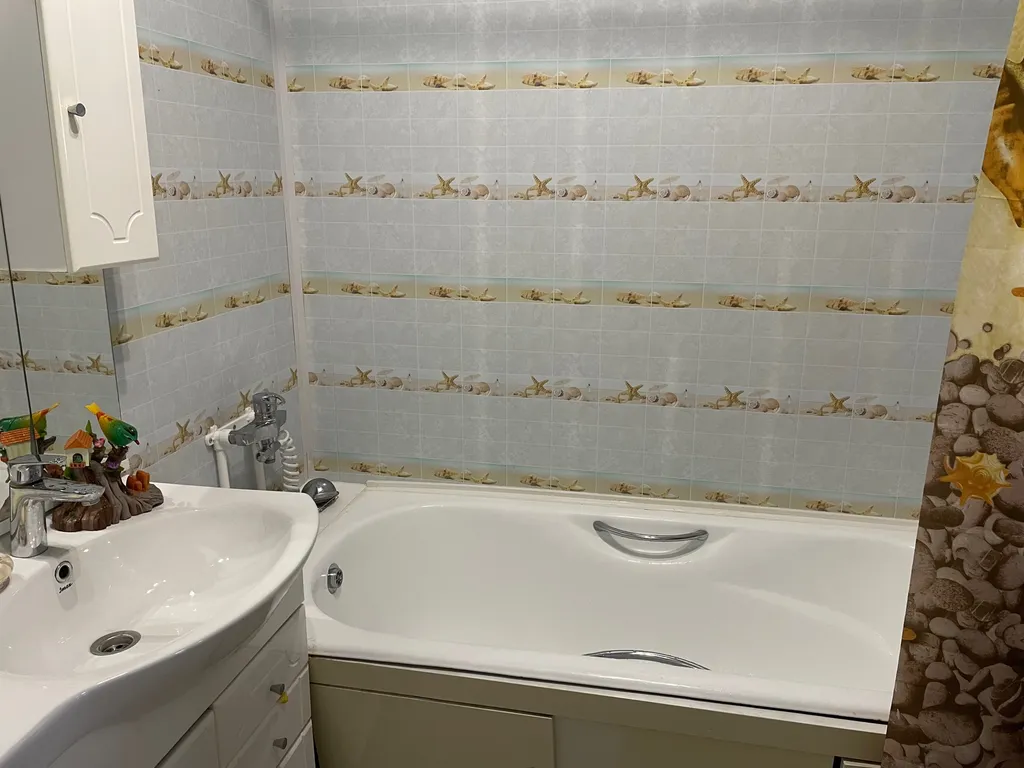 Уютный дом в тихом районе центра города