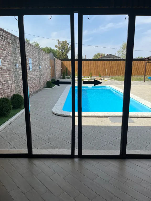 Дом в горах Адыгея, с теплым бассейном и беседкой