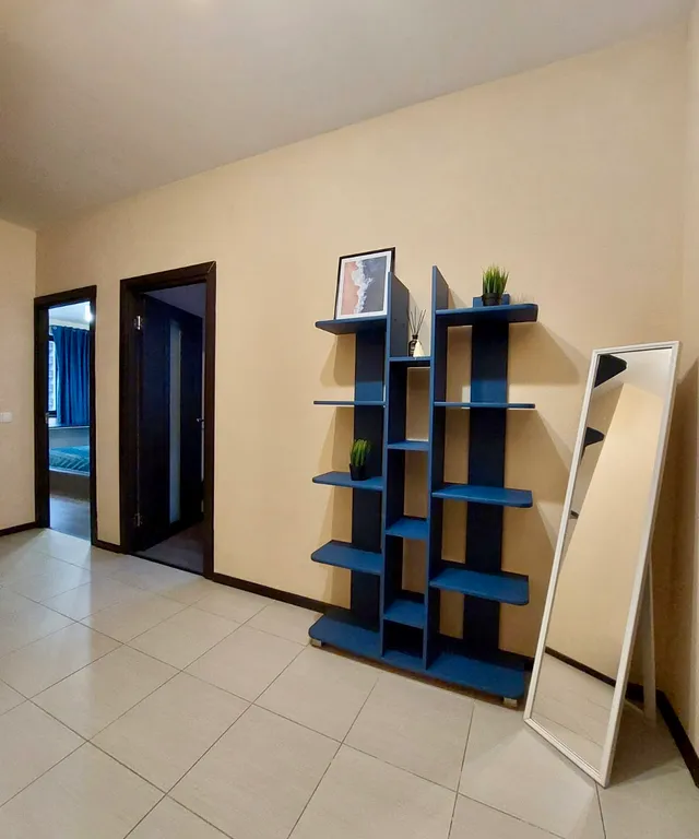 Трёхкомнатная квартира возле метро