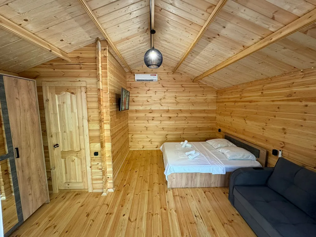 Коттедж 1-комнатный Дом — Гагра