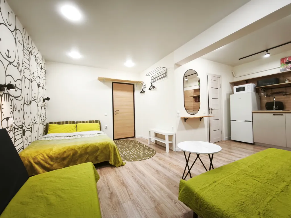 Кв-студия с отдельной спальней с лоджией Центр в5мин, напротив универа