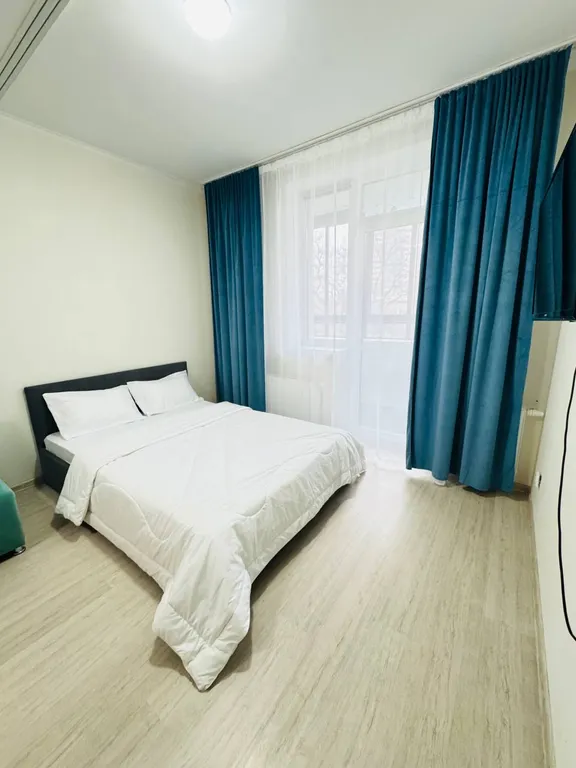 Квартира Уютная студия у метро Чкаловская — аренда посуточно в Екатеринбург