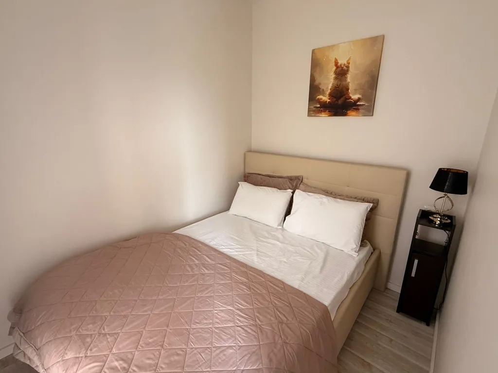 Квартира Апартаменты с видом на рощу в Морент — Сириус