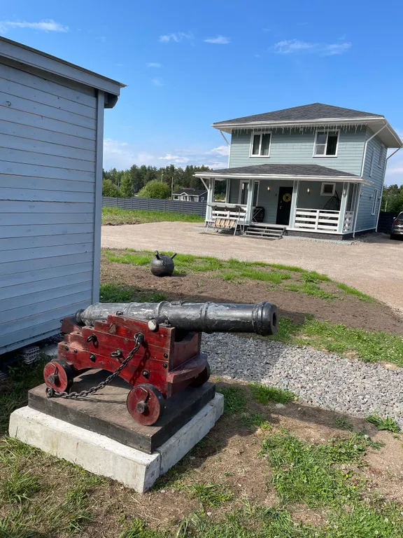 Коттедж Уютный просторный дом у лесного озера — Ларионово