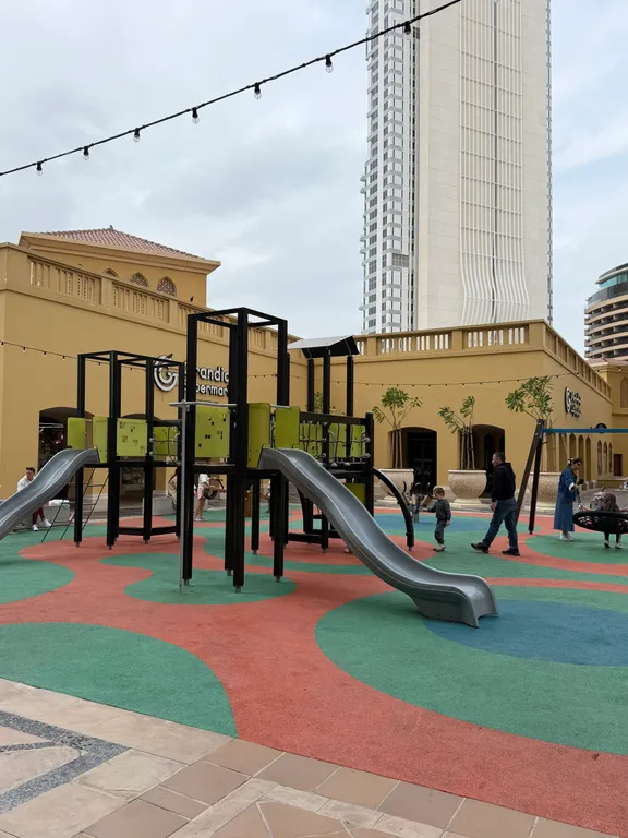 Студия с видом на море