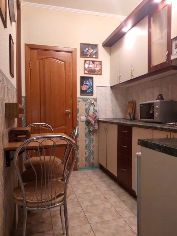 Хорошая квартира с отдельным входом и двориком в 30 м. от набережной