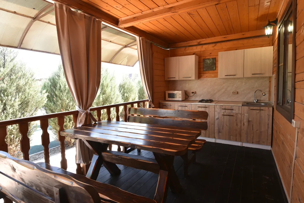 Коттедж 3-комнатный Дом — аренда посуточно в Голубицкая