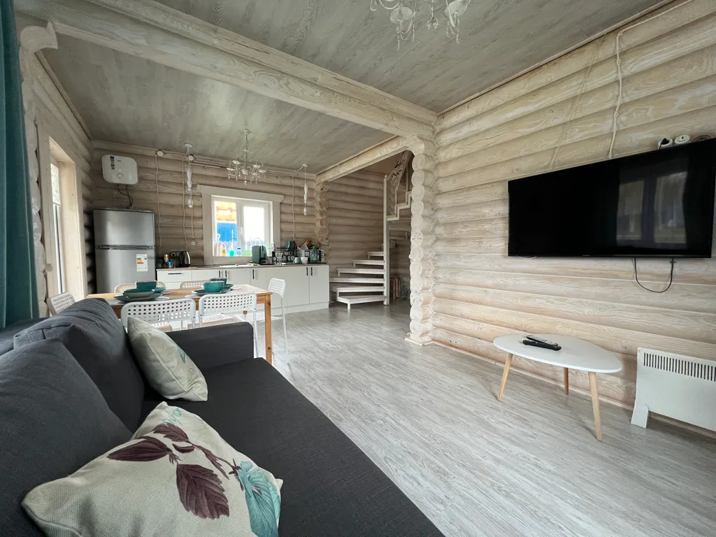 Коттедж Уютный бревенчатый домик — Истра