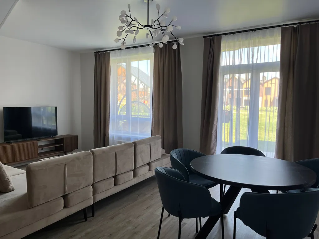 Таунхаус Солнечный Family