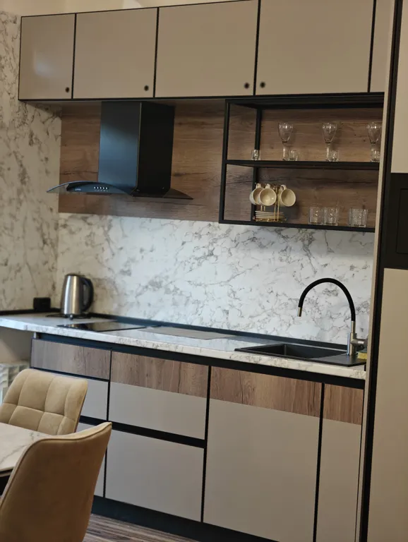 Видовой апартамент с двумя балконами